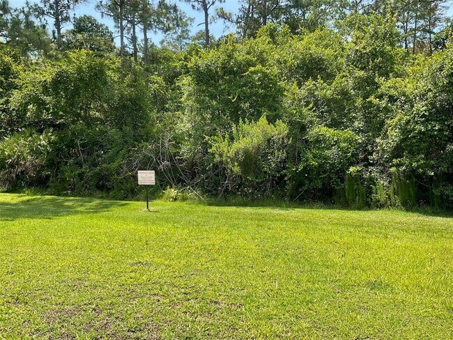 Building Photo - 1318 Lake Biscayne Way