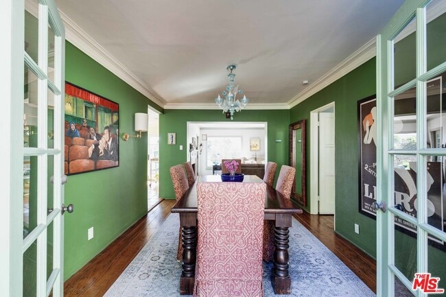 Building Photo - 3024 Angus St