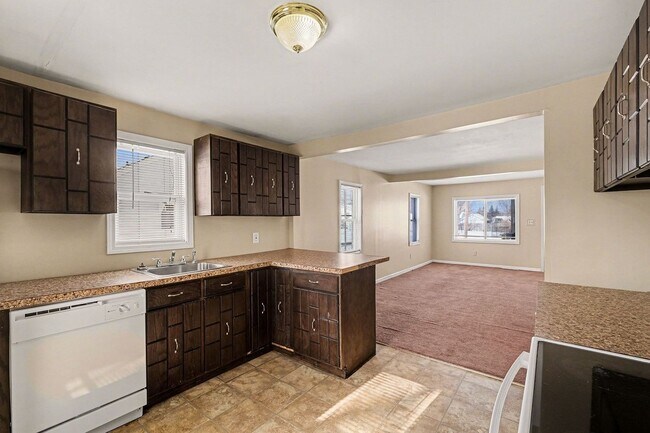 Building Photo - CARMAN SCHOOLS -Near Baker College