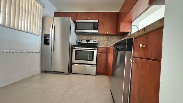 Building Photo - 10865 SW 112th Ave