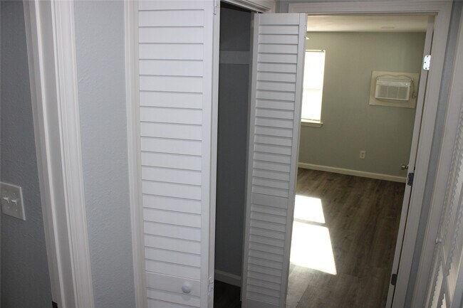 Building Photo - 4214 Fuqua St