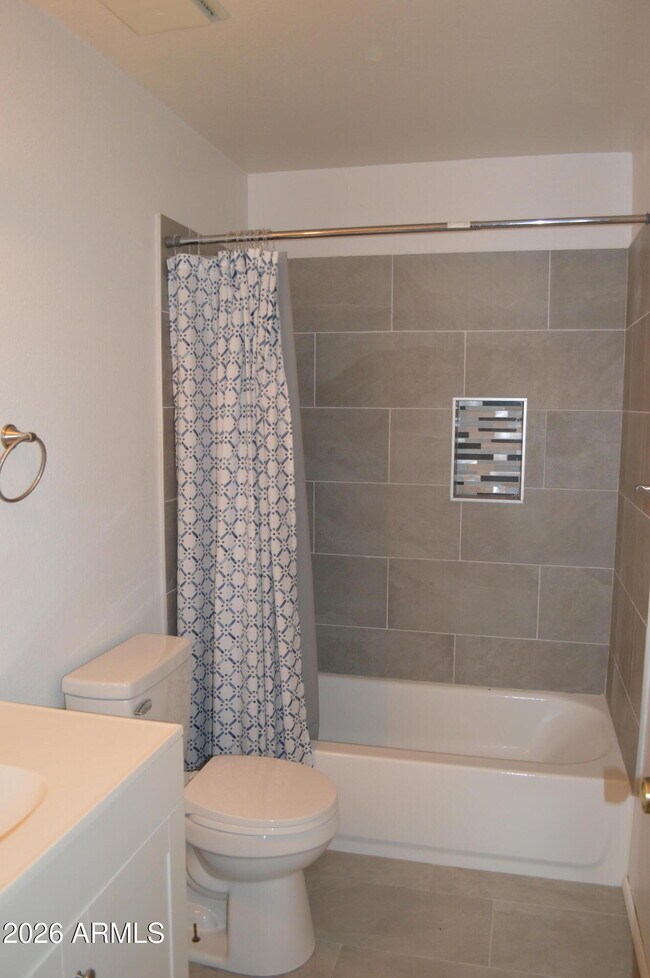 Building Photo - 5442 W El Caminito Dr
