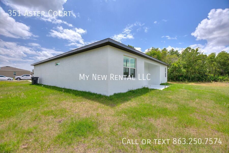 Building Photo - 351 Aster Ct