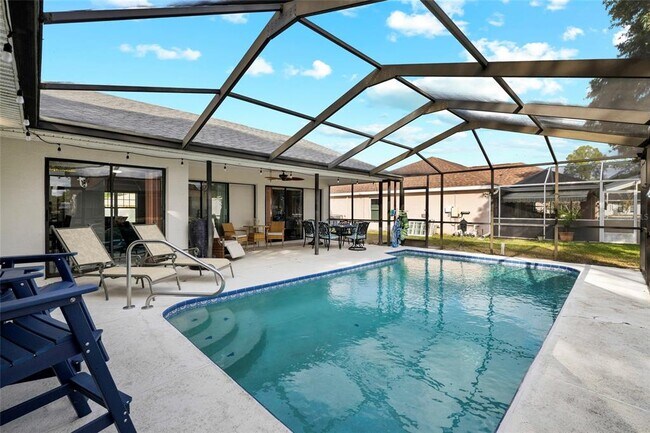 Building Photo - 11263 Murraysville Dr