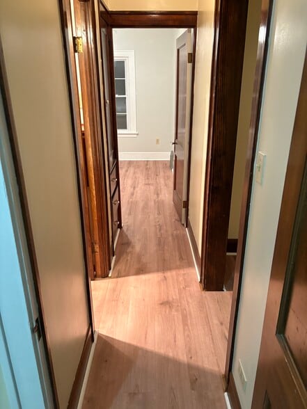 Building Photo - 4680 E 85th St