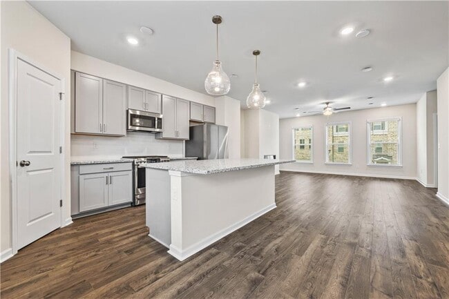 Building Photo - 135 Matson Run SW