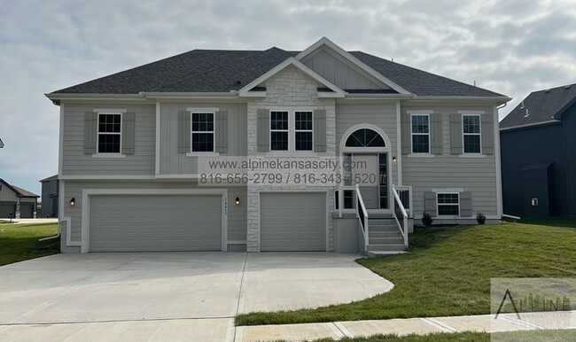 Building Photo - Spacious NEW Home in Quail Valley, Liberty...