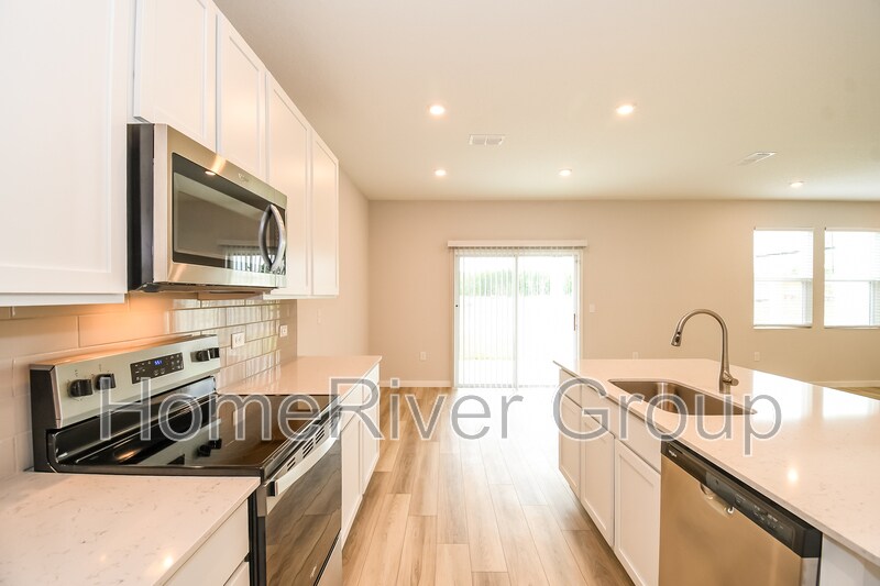 Building Photo - 16 Brazil Nut Cir