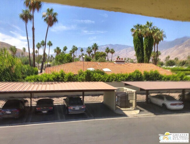 Building Photo - 1655 E Palm Canyon Dr