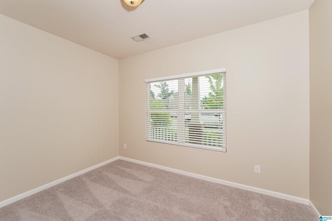 Building Photo - 5060 Bella Ct