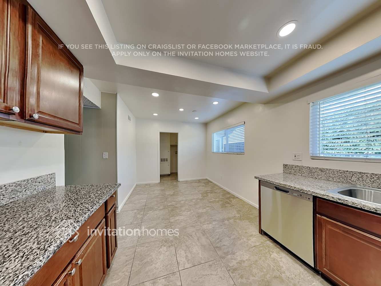 Building Photo - 15857 Liggett St