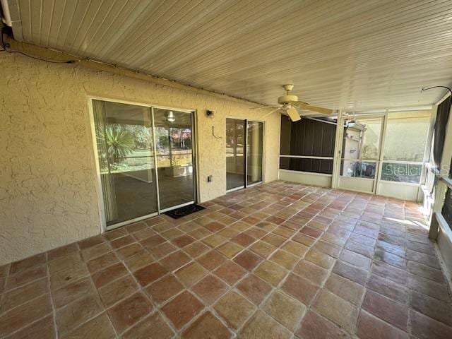 Building Photo - 10312 Hidden Ln