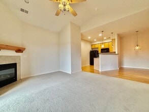 Building Photo - Beautiful 2 Bed 1 Bath Haven in Central Fort Collins!