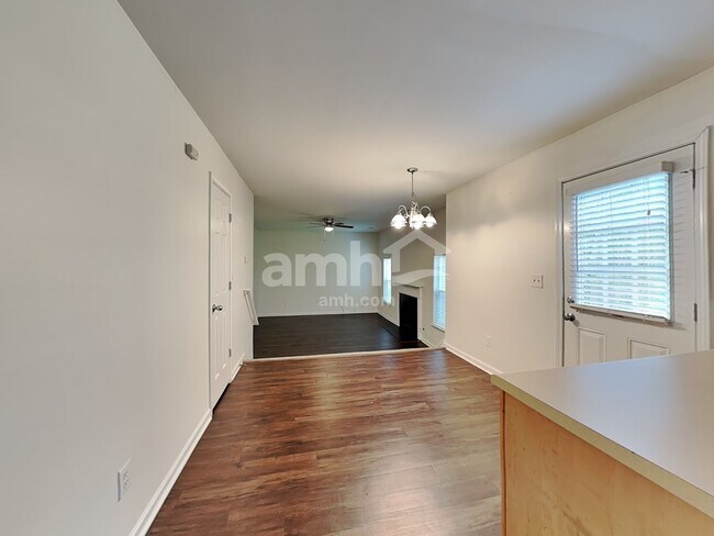 Building Photo - 3162 Berthas Overlook