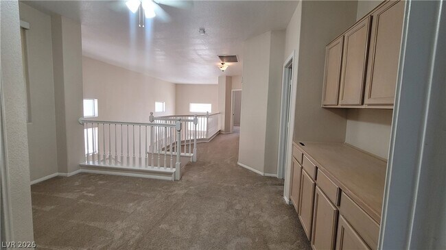 Building Photo - 1109 Scenic Crest Dr