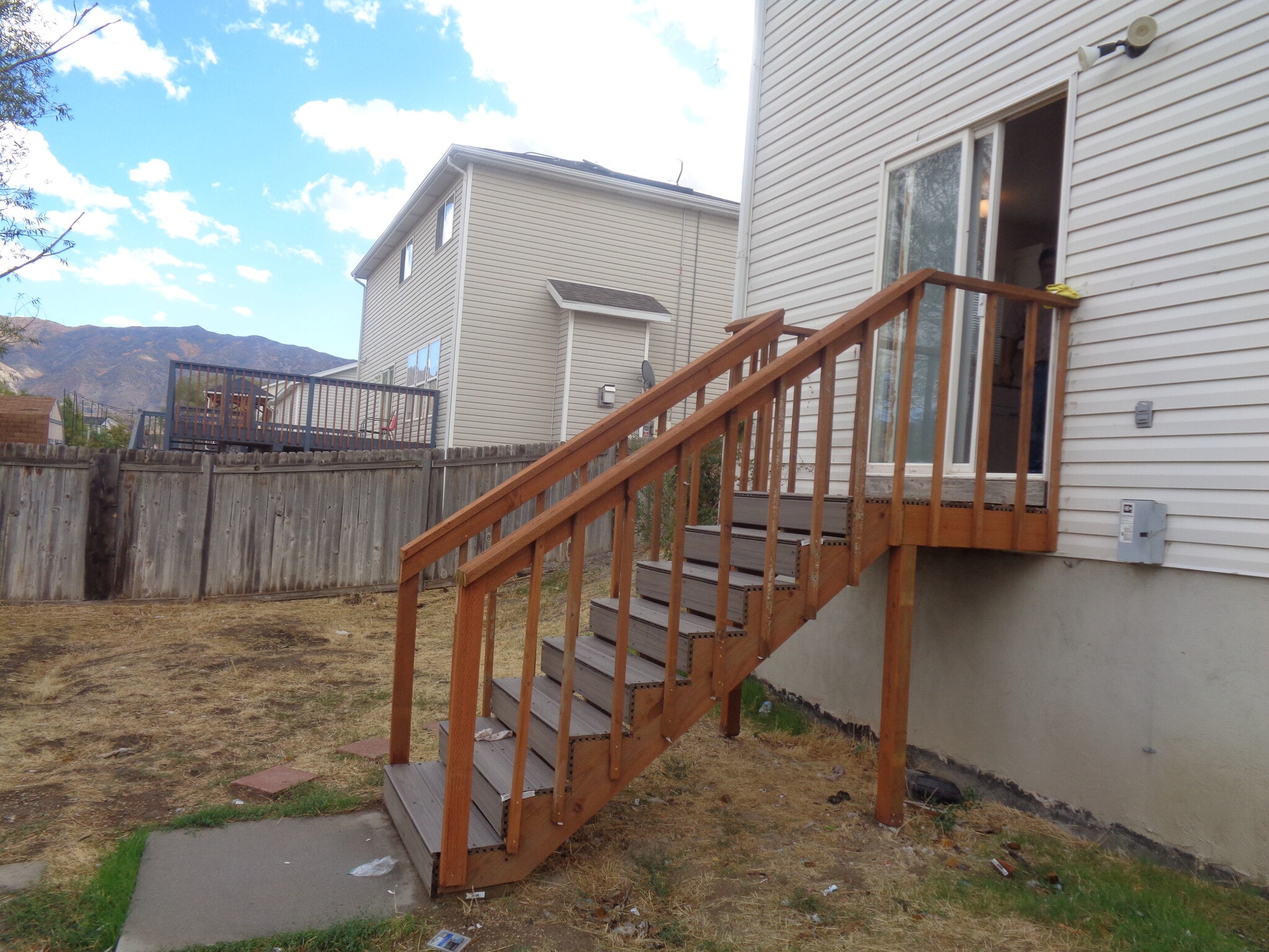 Building Photo - 777 Valley View Dr