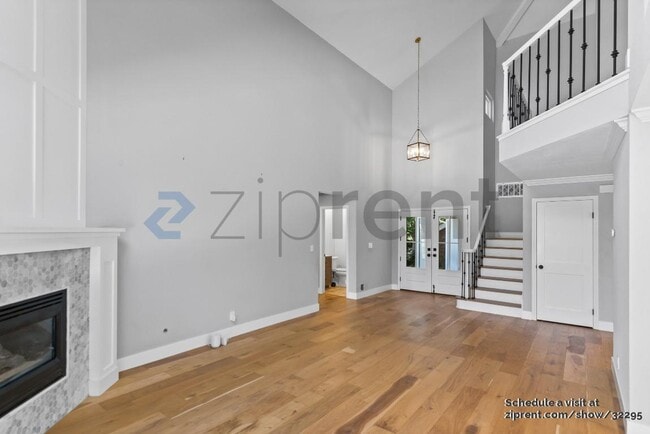 Building Photo - 144 Oakridge Dr