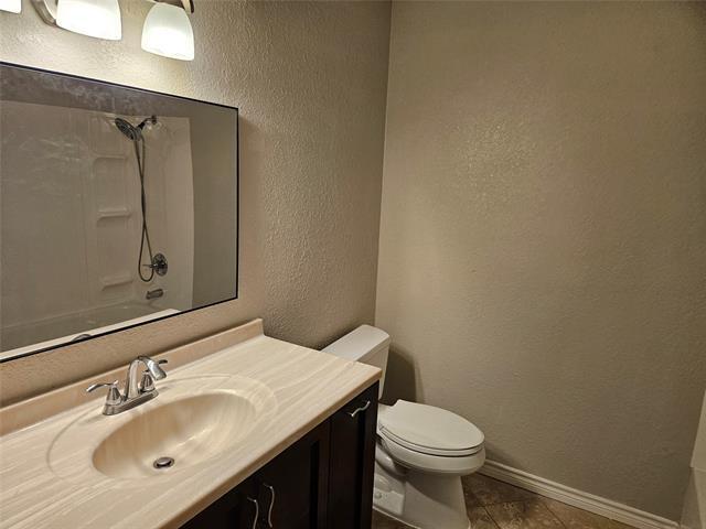 Building Photo - 1609 Crockett St