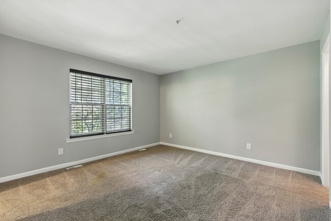 Building Photo - 159 Brightwater Dr