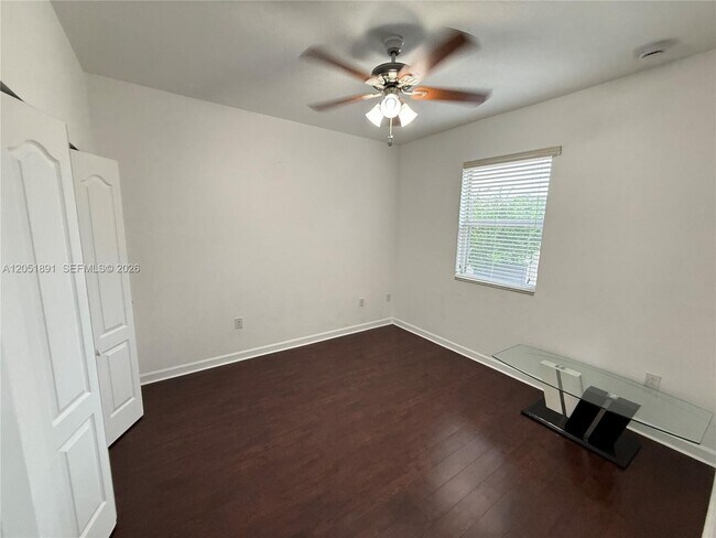 Building Photo - 9350 SW 171st Ct