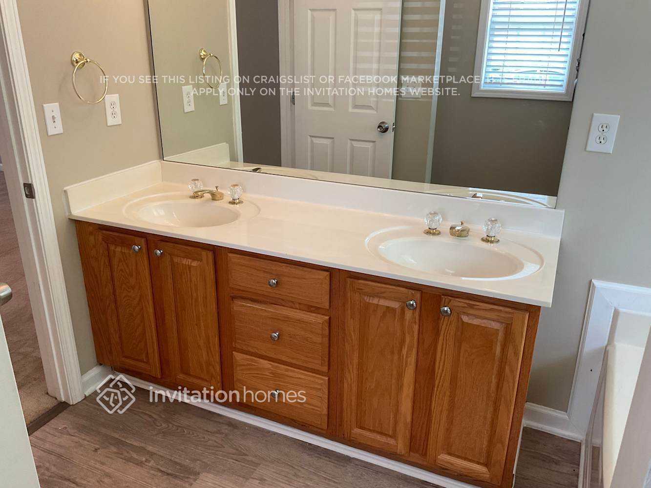 Building Photo - 7555 Golden Sands Dr