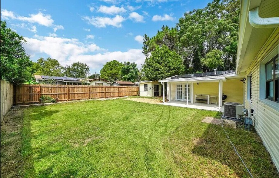 Building Photo - 130 N Lorraine Dr