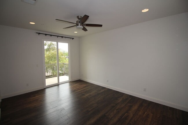 Building Photo - 2102 Makenna Dr