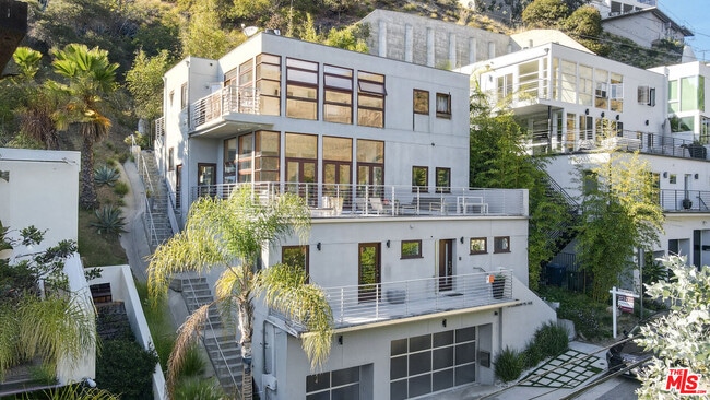 Building Photo - 1929 N Curson Ave