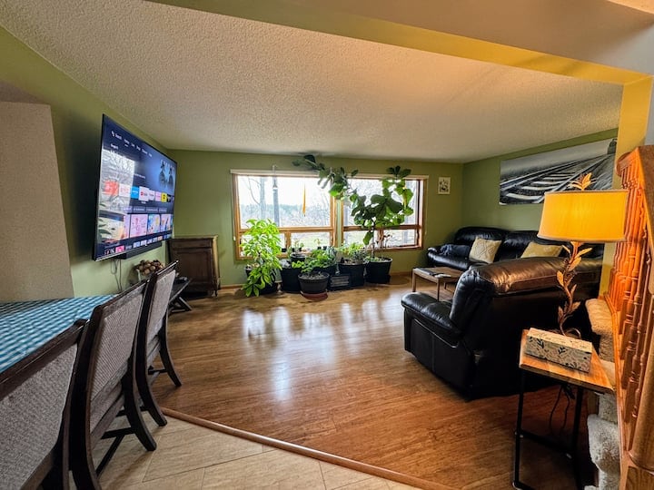 Building Photo - 13918 Riverview Dr NW