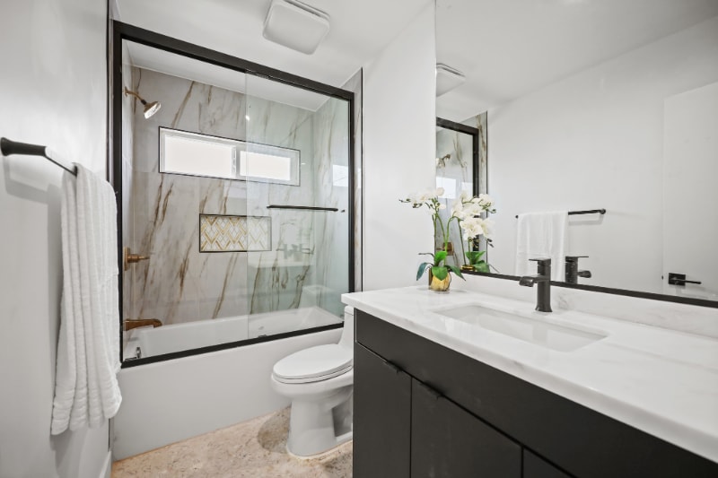 Building Photo - 111 Normandie Ave