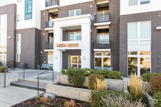 Building Photo - Moda Newhouse