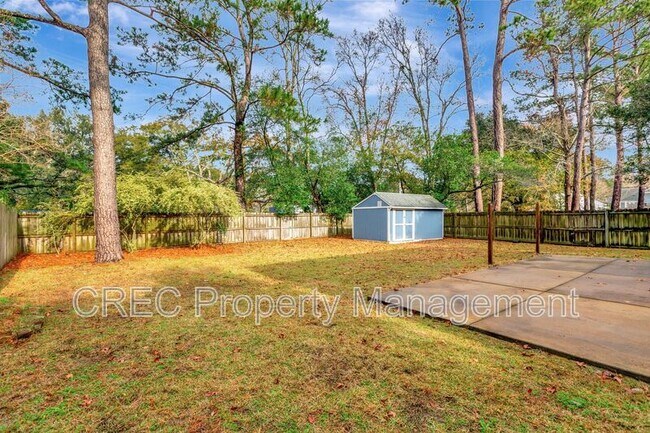 Building Photo - 1411 Oaklanding Rd