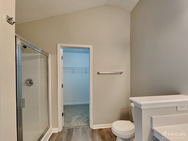Building Photo - 100 Plumeria St