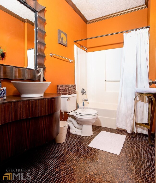 Building Photo - 570 Reed St SE