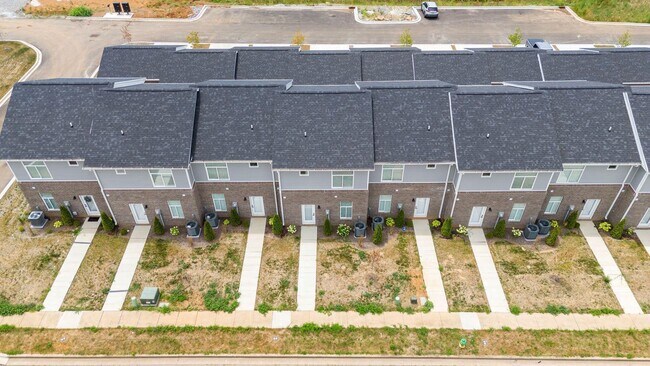 Building Photo - 186 Robinson Way