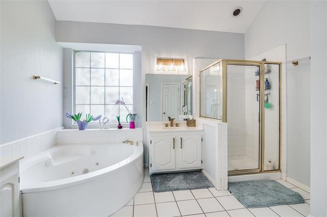 Building Photo - 3764 Lakeway Ct
