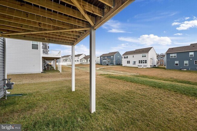 Building Photo - 142 Tye Ct