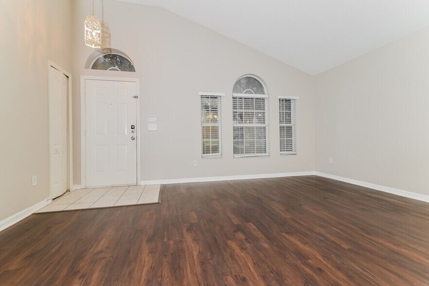 Building Photo - 1235 Pat Patterson Ct