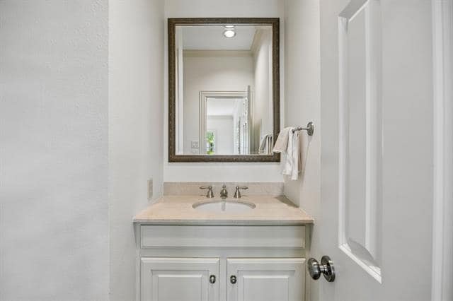 Building Photo - 3101 Rosedale Ave