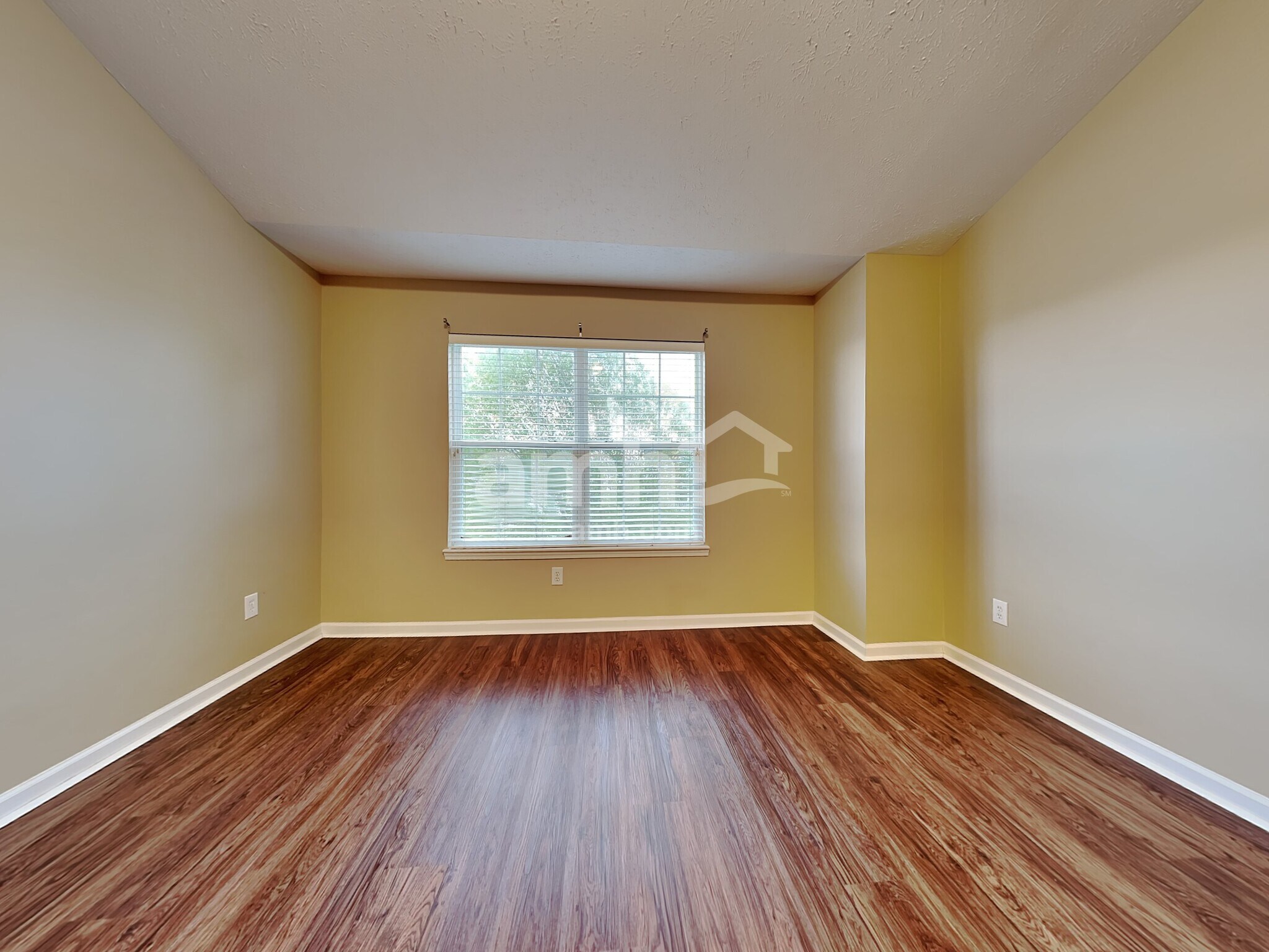Building Photo - 10942 Alamosa Dr