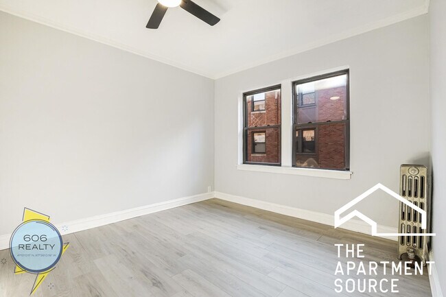 Building Photo - 5214 1/2 S Drexel Ave