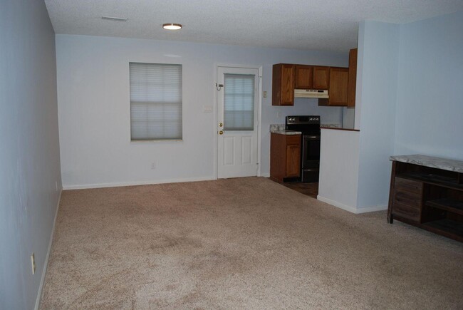 Building Photo - 9037 Fountain Brook Ln