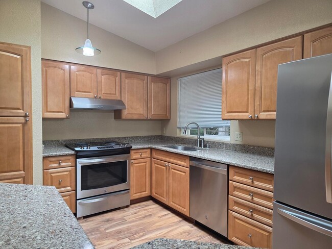 Building Photo - 8216 Winchester Ct NW