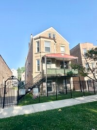 Building Photo - 2238 S Homan Ave