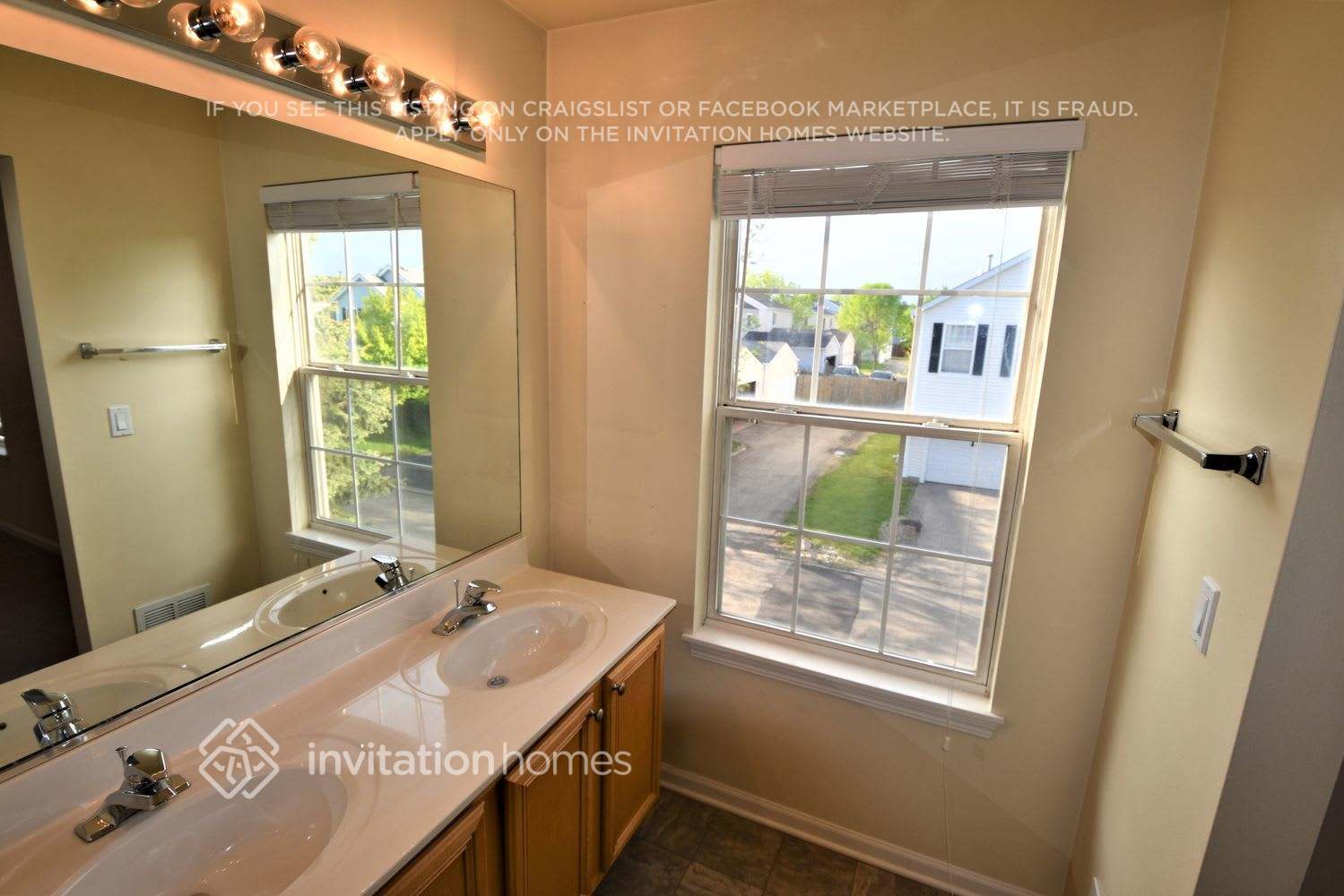 Building Photo - 1743 Walnut Park Ln