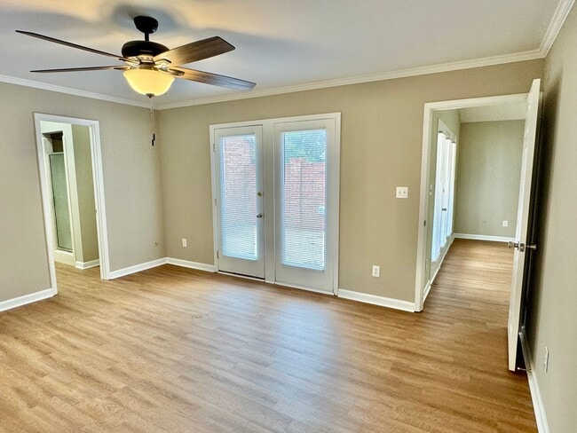 Building Photo - 3-Bedroom patio home with so much to love!