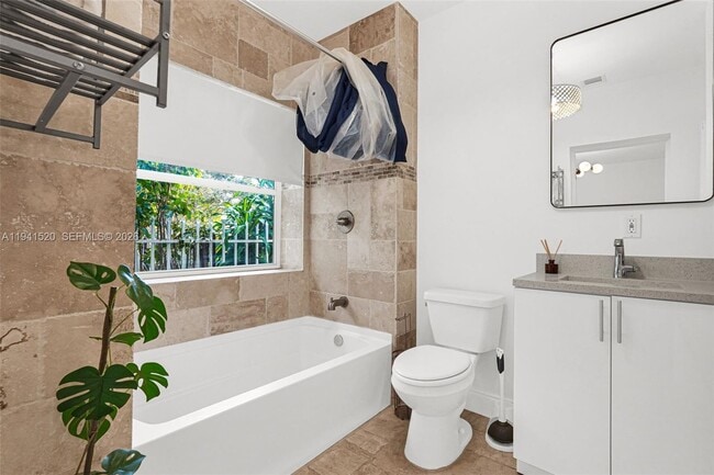 Building Photo - 37 NW 47th St