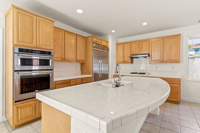 Building Photo - 3311 Montevideo Dr
