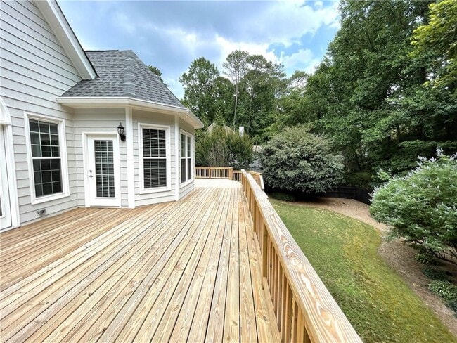 Building Photo - 655 Huntwick Pl