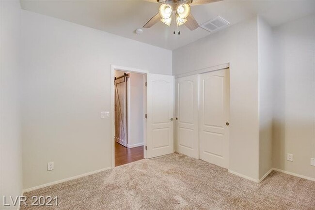 Building Photo - 5597 Jelsma Ave